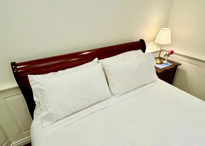 Charming Federation Style Home Minutes From Cbd
